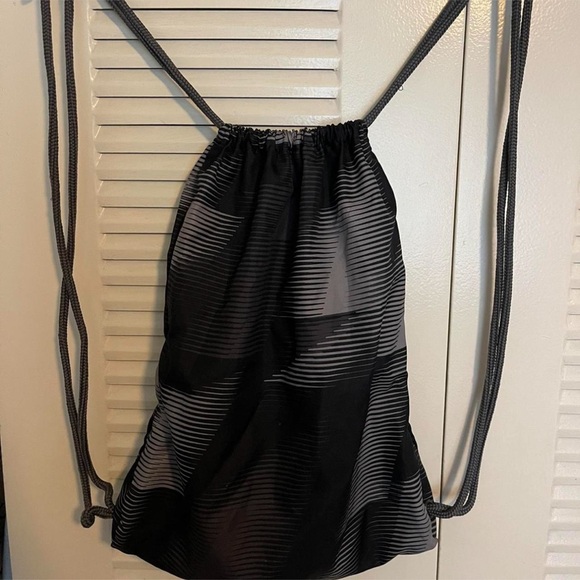 Nike drawstring bag - Picture 2 of 2